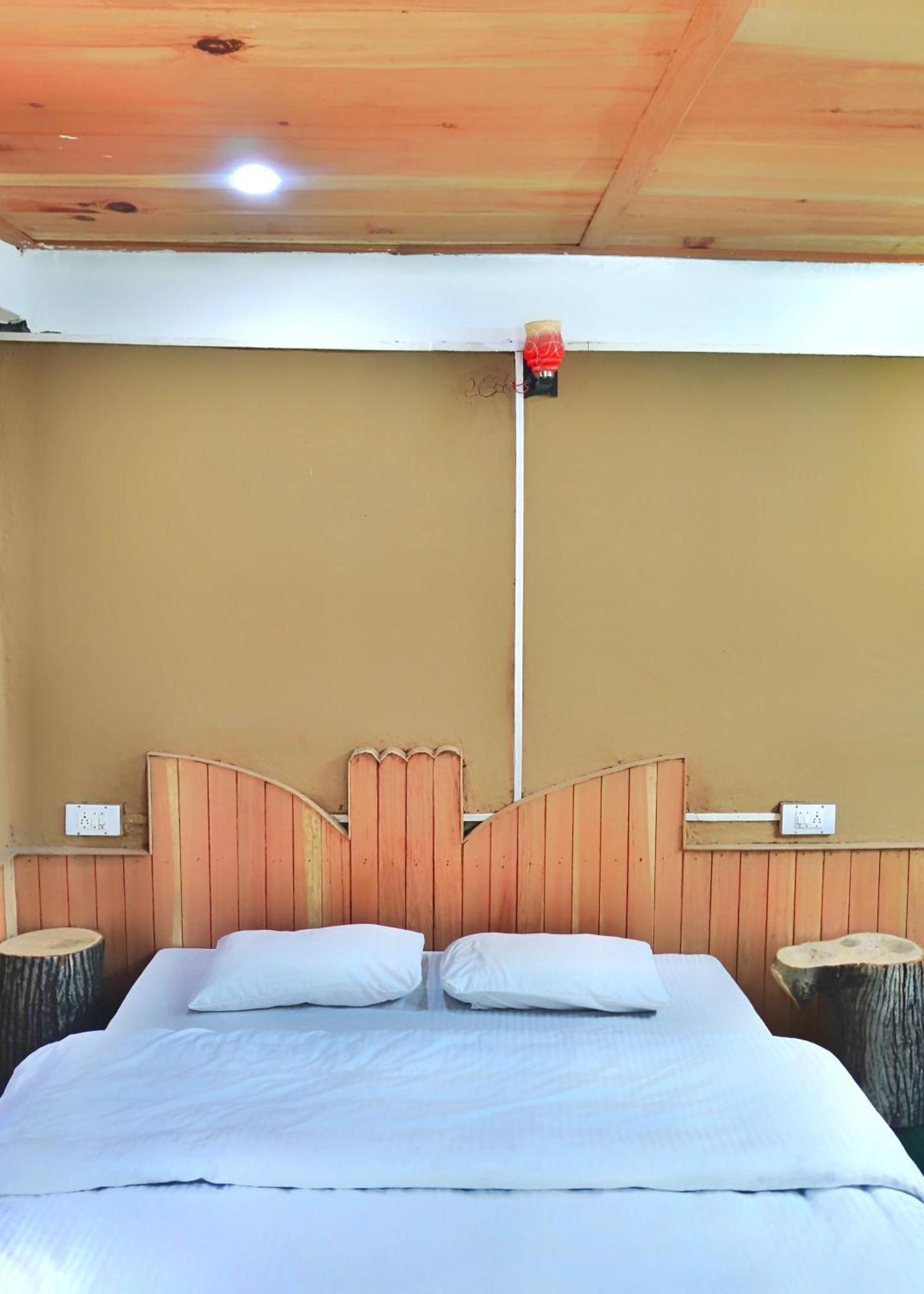 Tirthan Ecostay Gushaini Ngoại thất bức ảnh